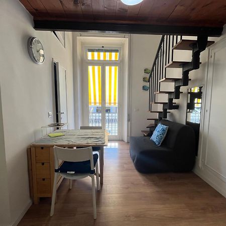 Studio Flat Ultimo Piano In Centro Roma Esterno foto